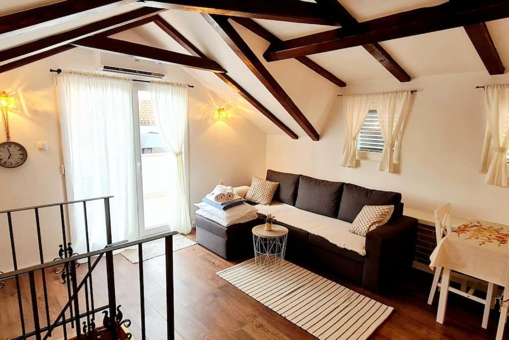 Apartmani Centar וודיצה מראה חיצוני תמונה