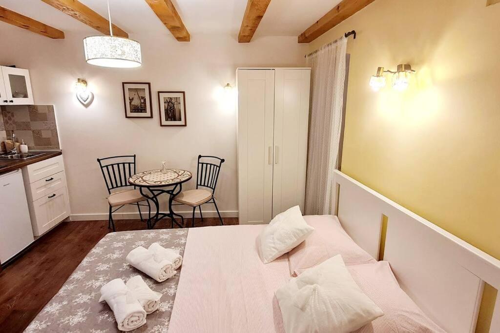 Apartmani Centar וודיצה מראה חיצוני תמונה