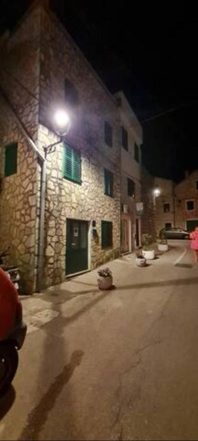 Apartmani Centar וודיצה מראה חיצוני תמונה